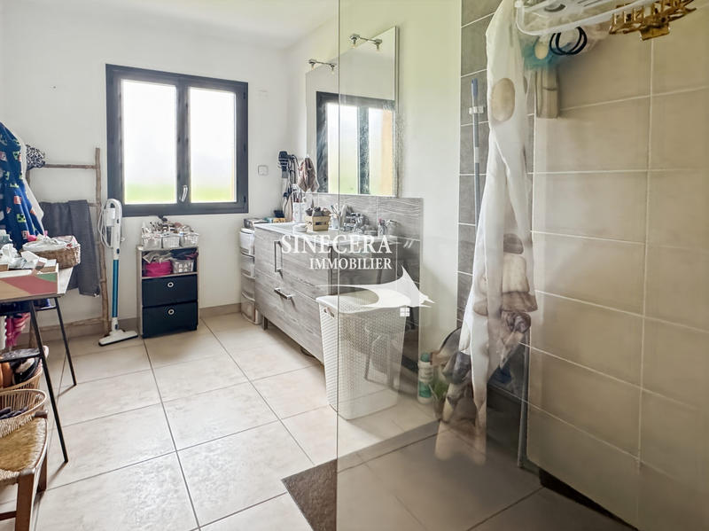 Villa - 220 m² - 10 pièces