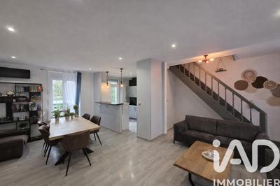 Maison de ville - 95 m² - 5 pièces