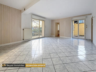 Appartement - 125 m² - 5 pièces