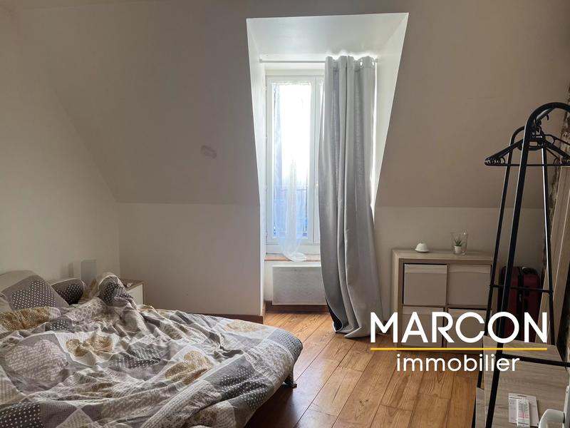 Immeuble - 214 m² - 10 pièces