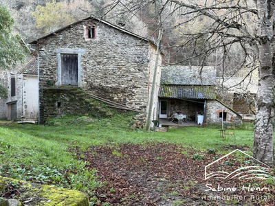 Maison ancienne - 122 m² - 4 pièces