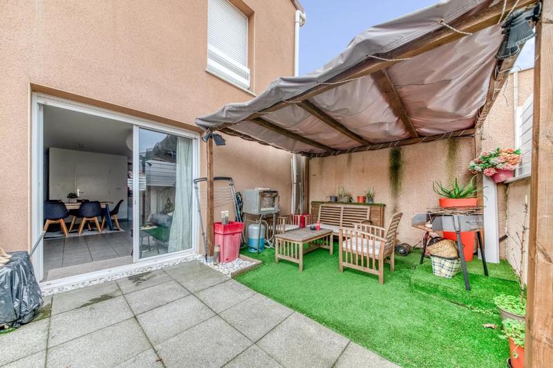 Maison - 75 m² - 4 pièces