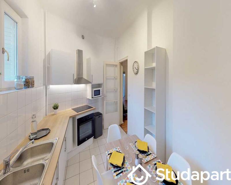 Chambre - 110 m² - 1 pièce