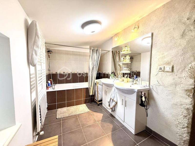 Appartement - 125 m² - 4 pièces