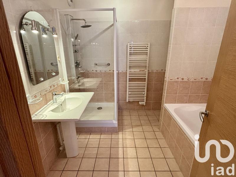 Appartement - 174 m² - 5 pièces