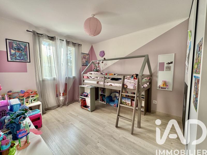 Maison - 99 m² - 5 pièces
