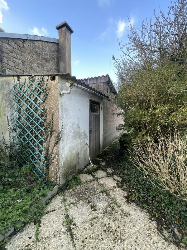 Maison - 217 m² - 8 pièces