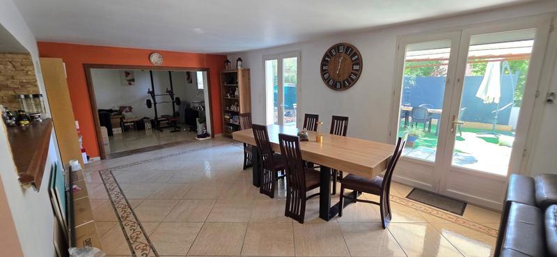 Maison - 194 m² - 6 pièces