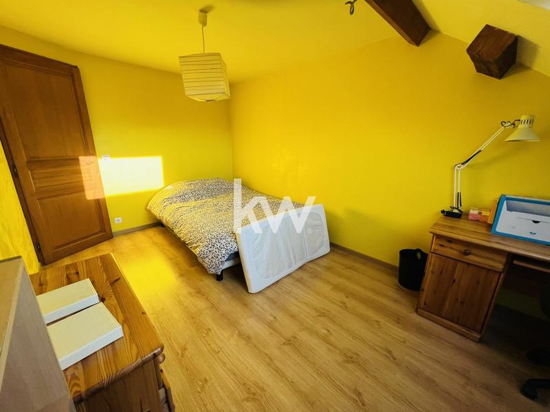 Appartement - 217 m² - 7 pièces