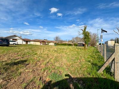 Terrain constructible - 1 972 m²