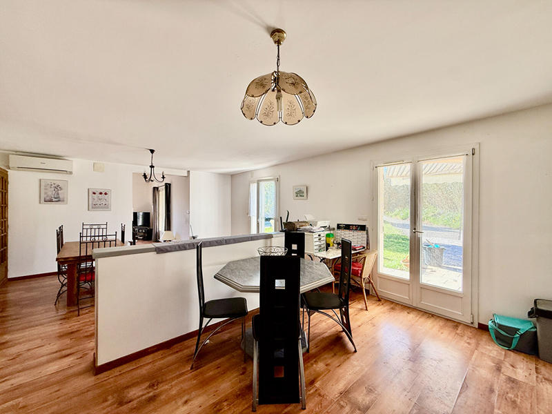 Maison - 170 m² - 6 pièces