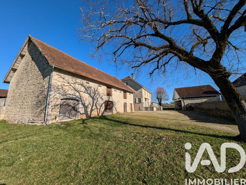 Maison - 160 m² - 5 pièces