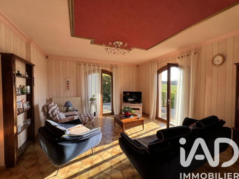 Maison - 274 m² - 6 pièces