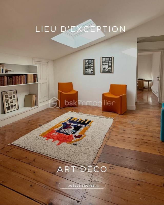 Propriété - 415 m² - 7 pièces