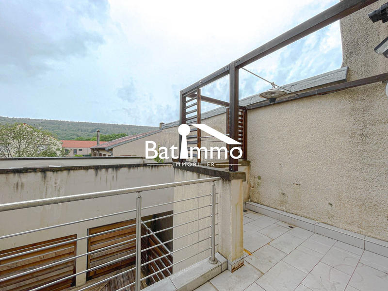 Appartement - 111 m² - 5 pièces