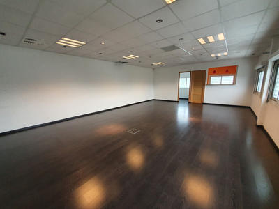 Bureau - 1 095 m²