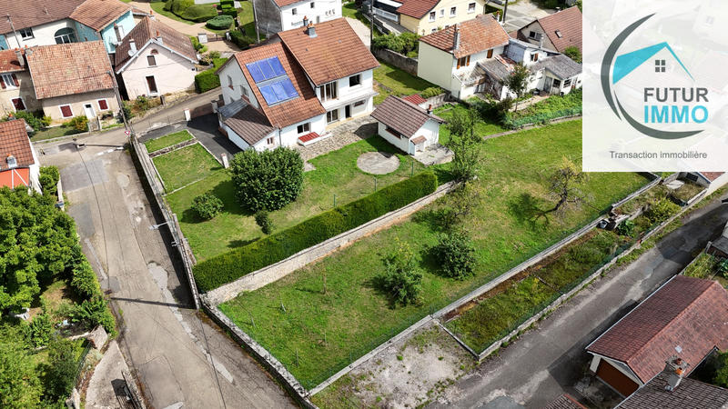 Maison - 205 m² - 8 pièces