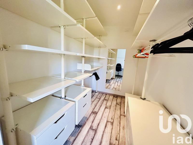 Maison de village - 360 m² - 10 pièces