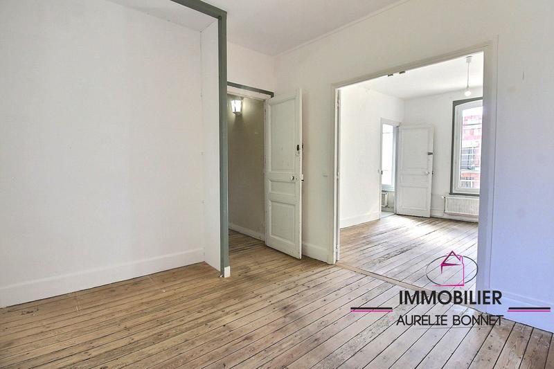 Maison - 180 m² - 7 pièces