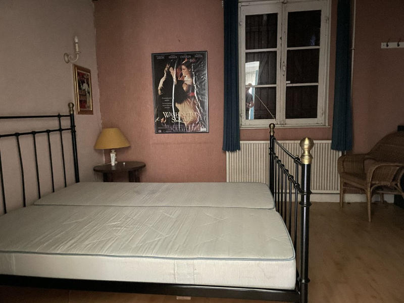 Corps de ferme - 280 m² - 9 pièces