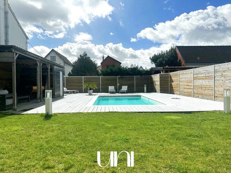 Maison - 180 m² - 6 pièces