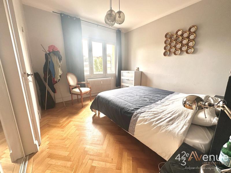 Appartement - 107 m² - 4 pièces