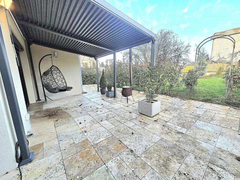 Maison - 148 m² - 6 pièces