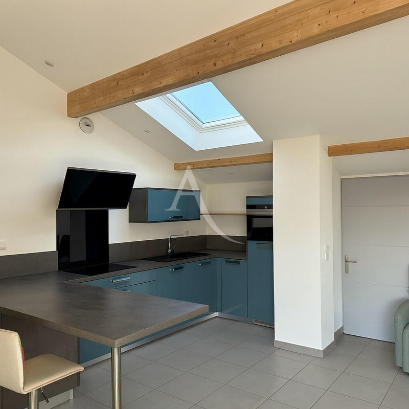 Appartement - 95 m² - 4 pièces