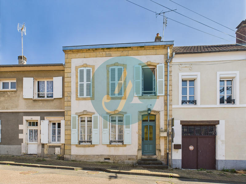Maison - 169 m² - 7 pièces