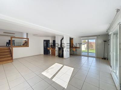 Maison - 155 m² - 6 pièces