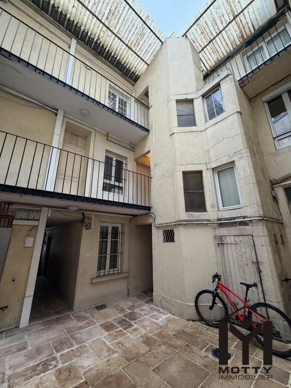 Studio - 26 m² - 1 pièce