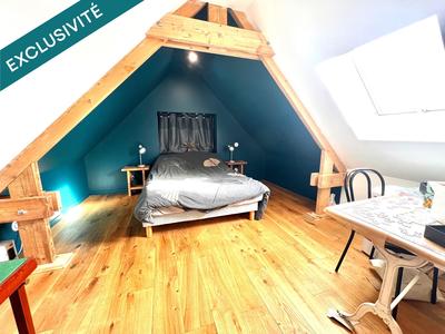 Maison - 170 m² - 8 pièces