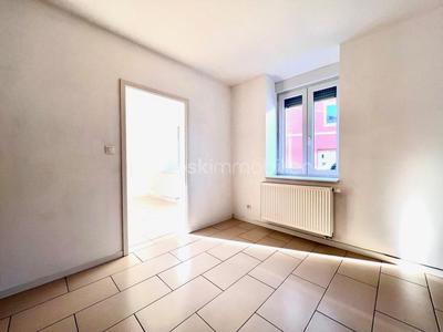 Maison - 106 m² - 5 pièces