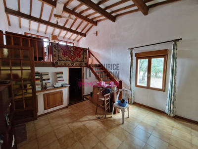 Maison - 170 m² - 7 pièces