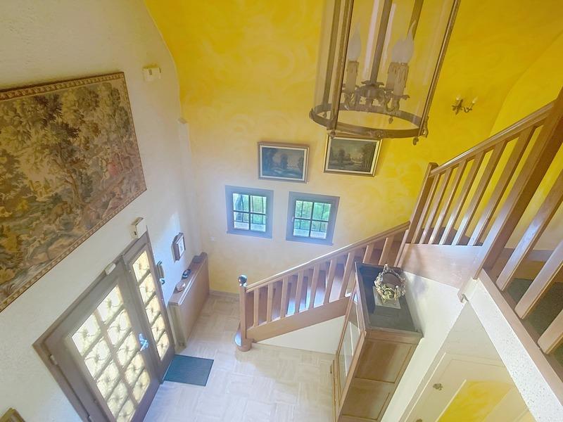 Maison - 179 m² - 6 pièces