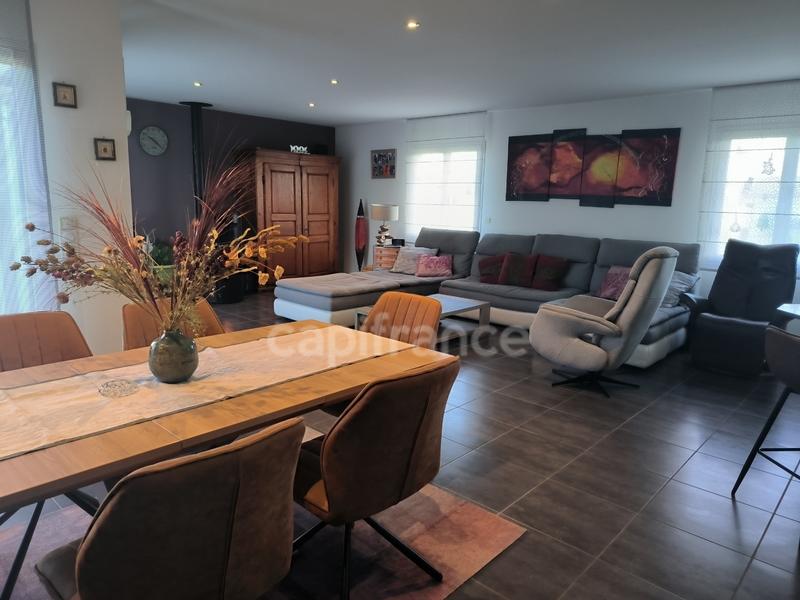 Maison - 120 m² - 4 pièces