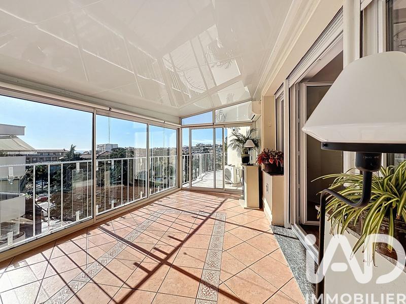 Appartement - 84 m² - 3 pièces