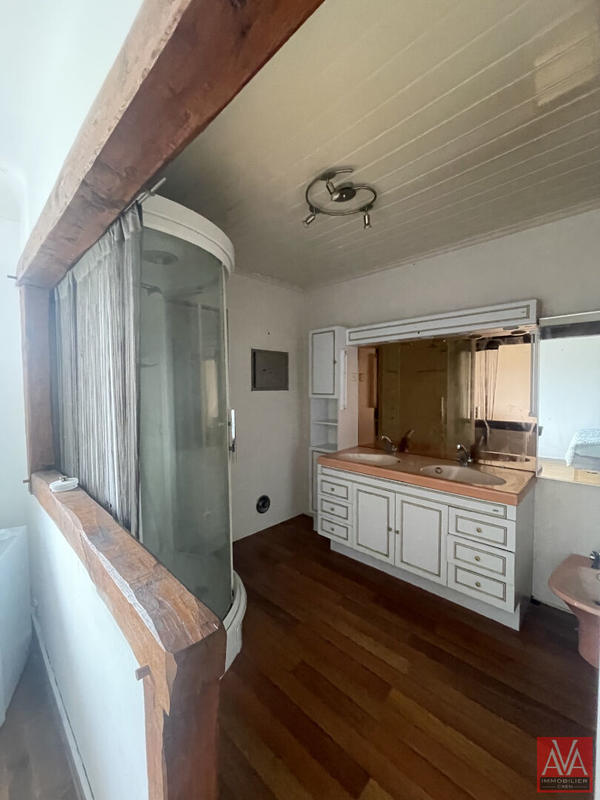 Immeuble - 17 pièces