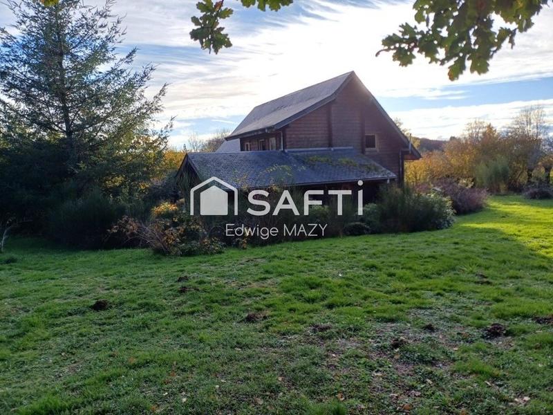 Maison - 240 m² - 6 pièces