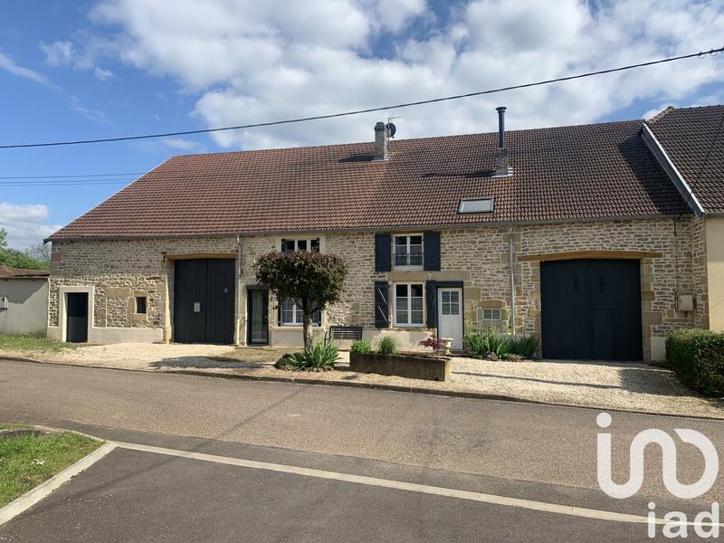 Maison - 211 m² - 7 pièces