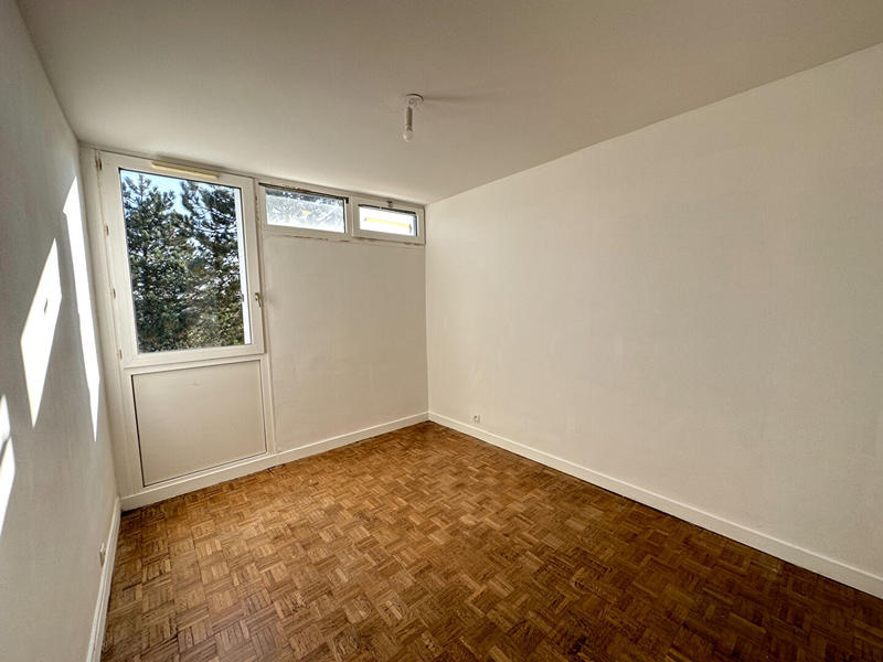 Appartement - 79 m² - 4 pièces