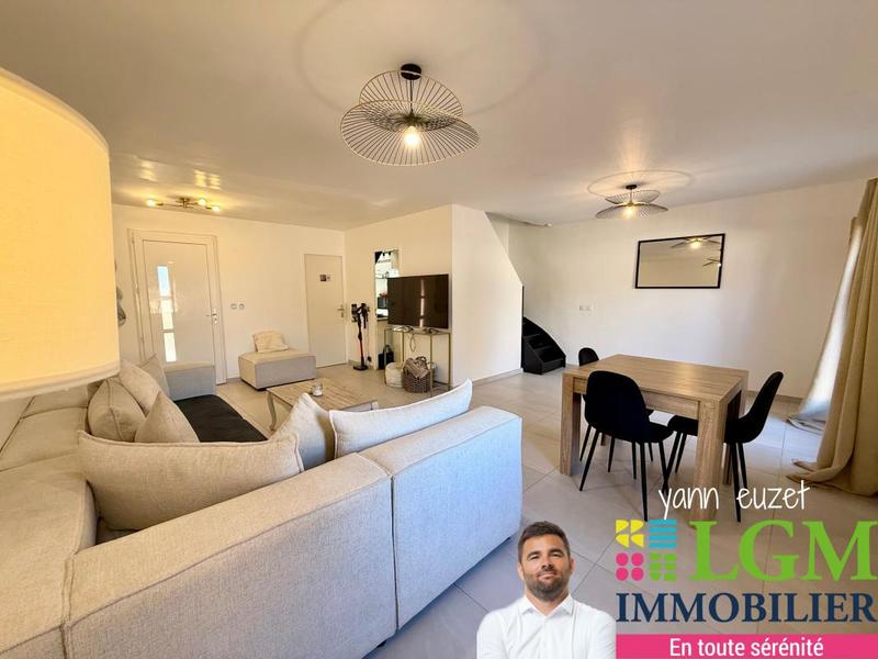 Maison traditionnelle - 96 m² - 5 pièces