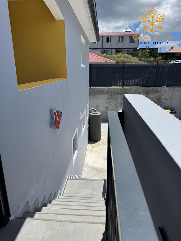 Appartement - 105 m² - 4 pièces