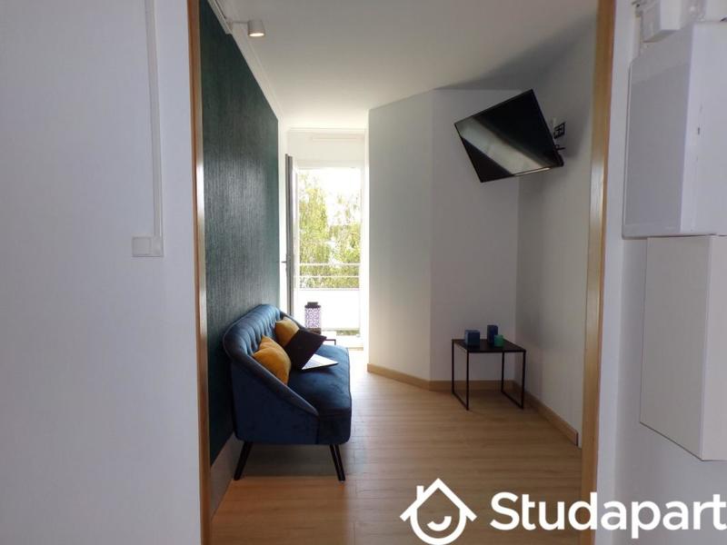 Chambre - 12 m² - 1 pièce