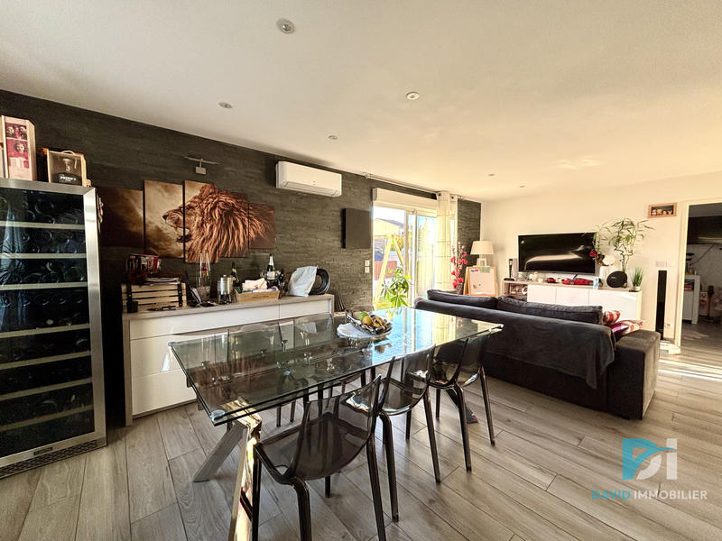 Maison - 93 m² - 4 pièces