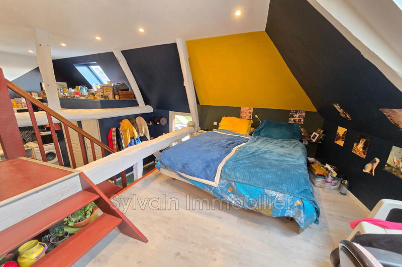 Maison - 155 m² - 8 pièces