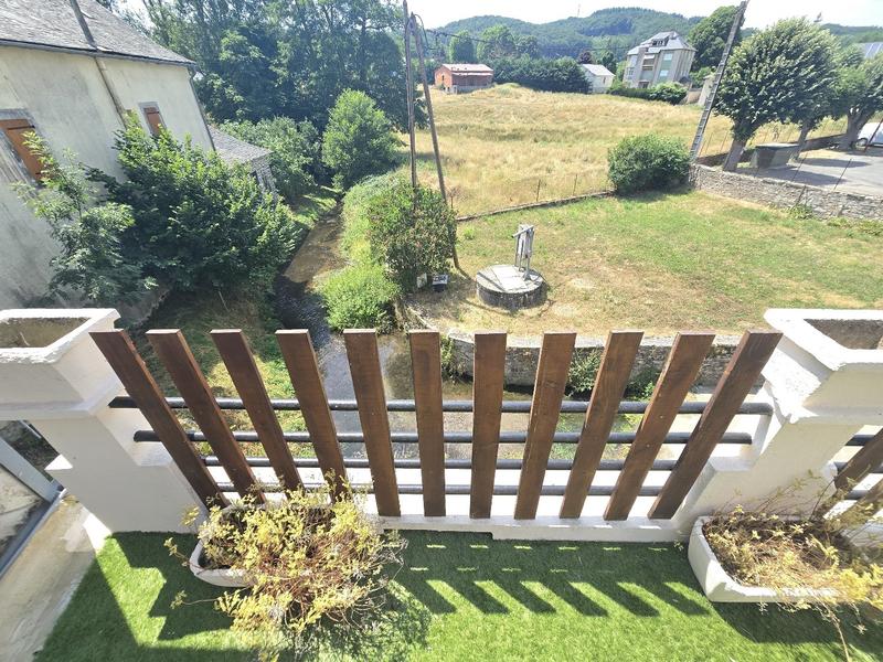 Maison - 296 m² - 6 pièces