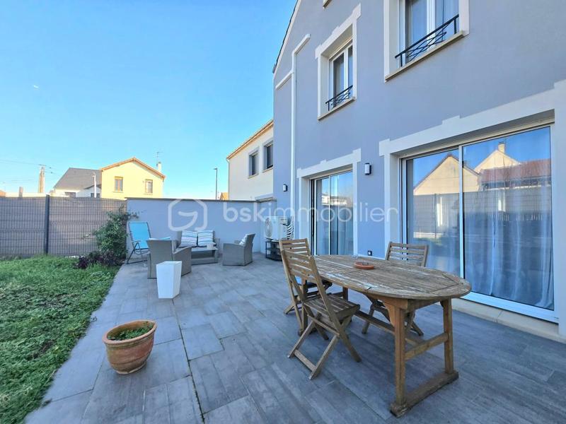 Maison - 118 m² - 5 pièces