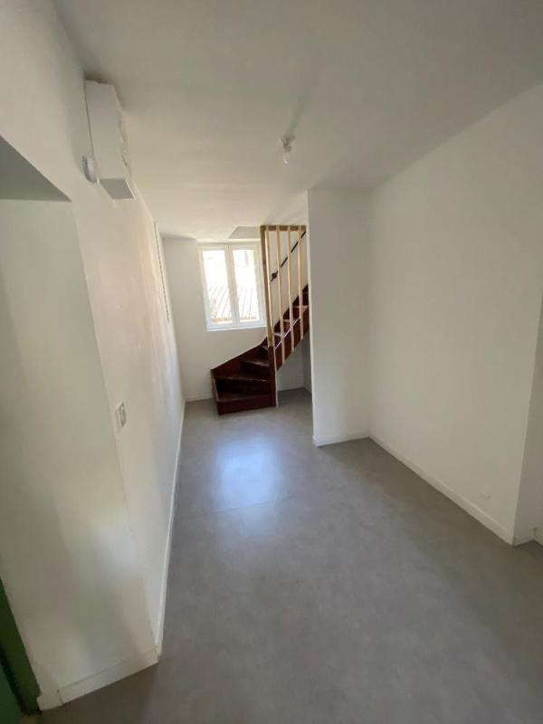 Appartement - 90 m² - 5 pièces