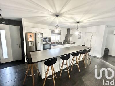 Maison - 111 m² - 5 pièces